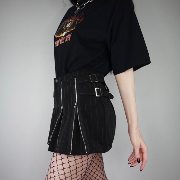 Sold - Picture 3 of 4